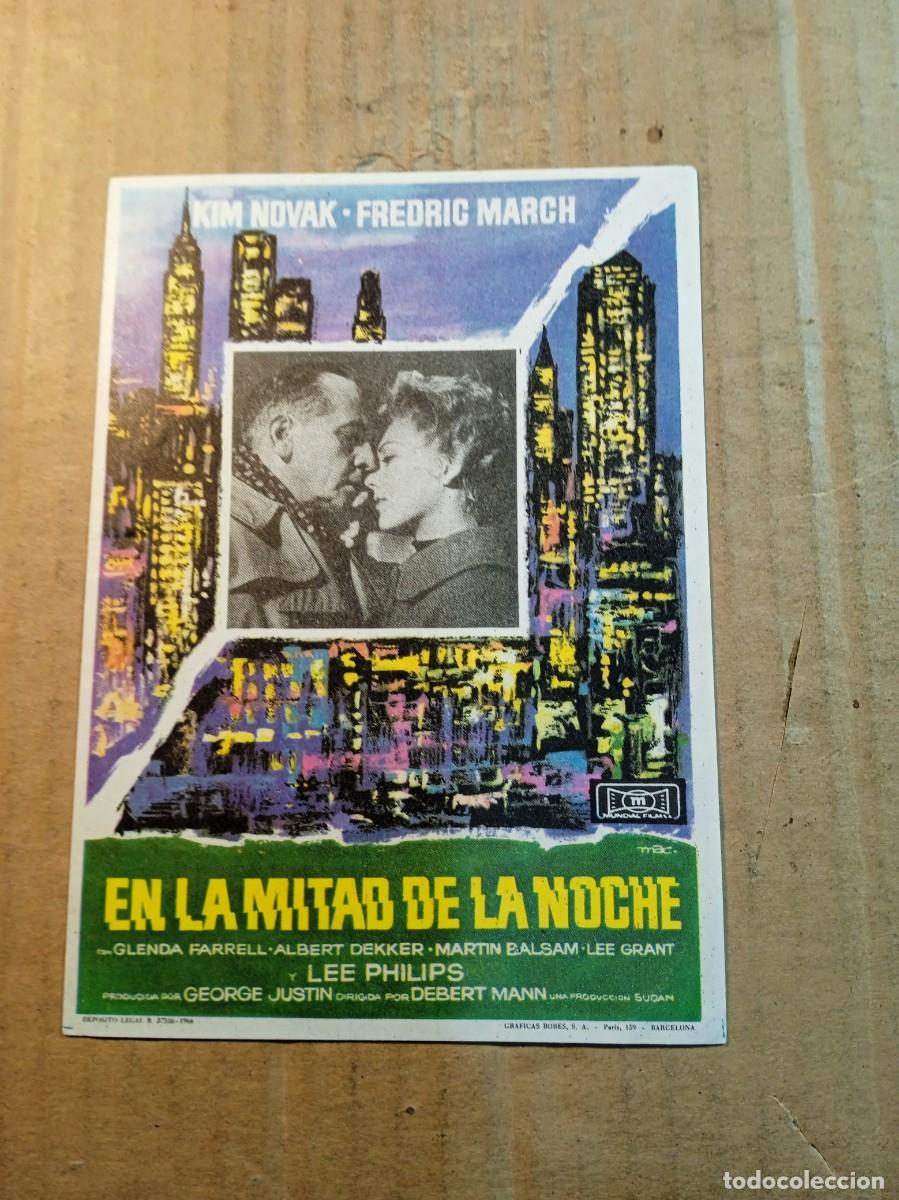 Kino: FOLLETO DE MANO SIN PUBLICIDAD EN LA MITAD DE LA NOCHE