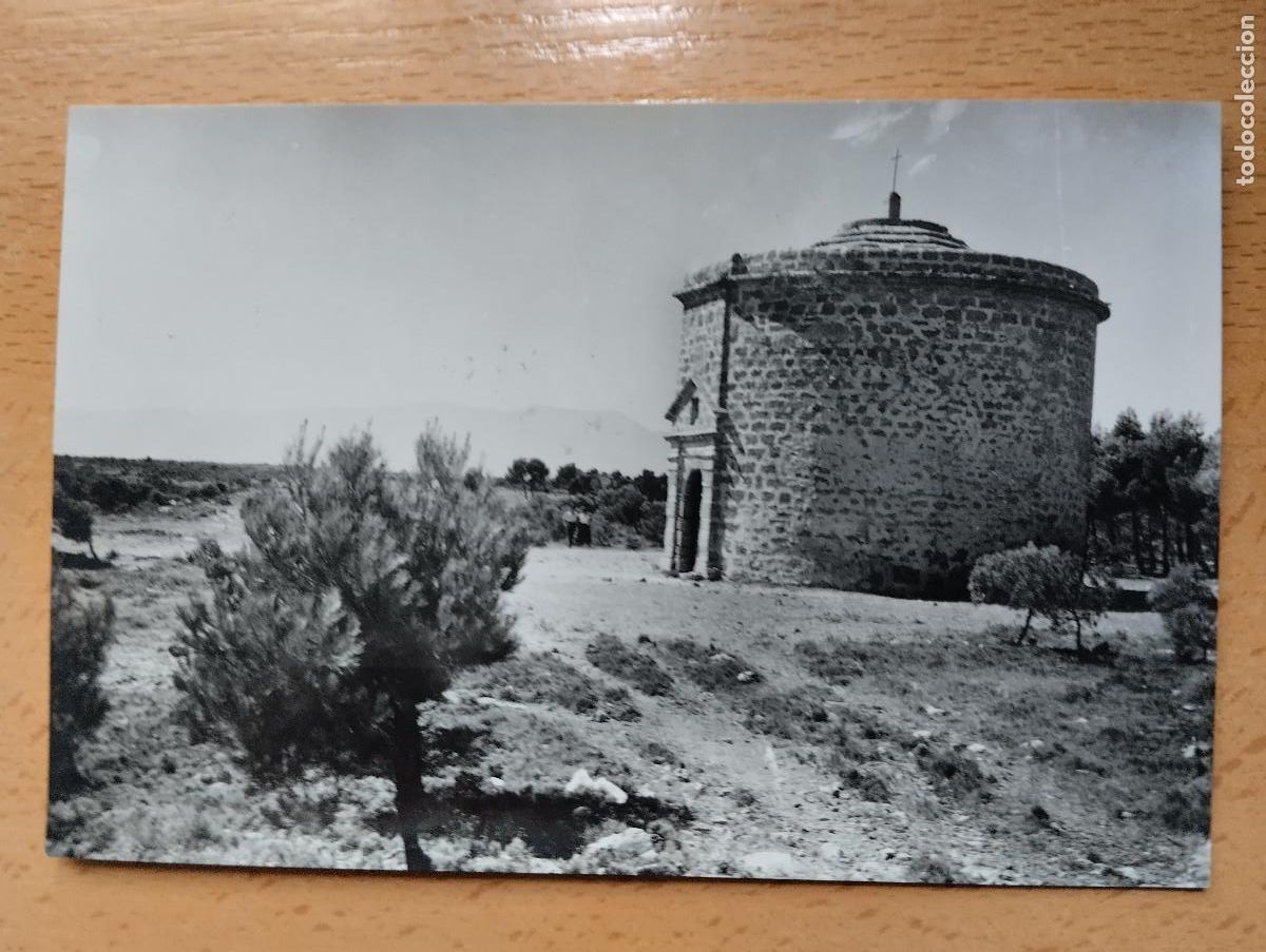 Cine: BORJA ZARAGOZA SANTUARIO DE LA MISERICORDIA ERMITA DE EL CALVARIO AL FONDO EL MONCAYO