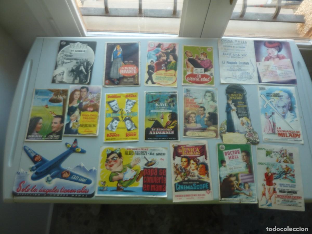 Cine: 110 Folletos de cine TODOS CON PUBLICIDAD. MIRAR FOTOS