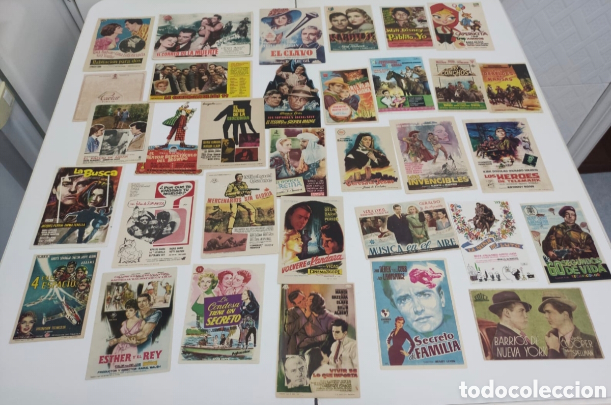Cine: Lote de 90 folletos de mano originales