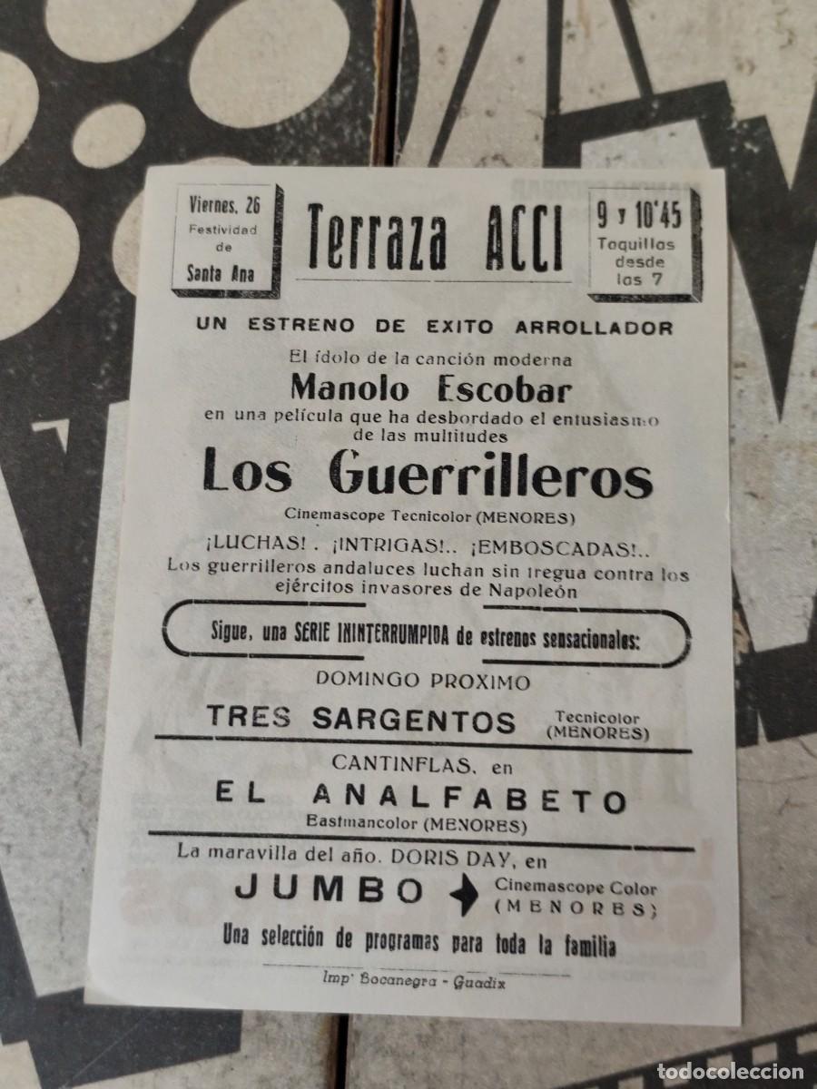 Cine: Los guerrilleros con publicidad Terraza Acci Guadix - Foto 2