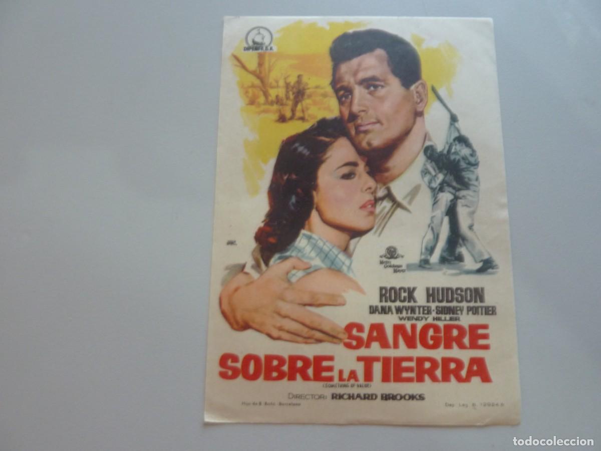Cine: Folleto de cine SANGRE SOBRE LA TIERRA con publicidad