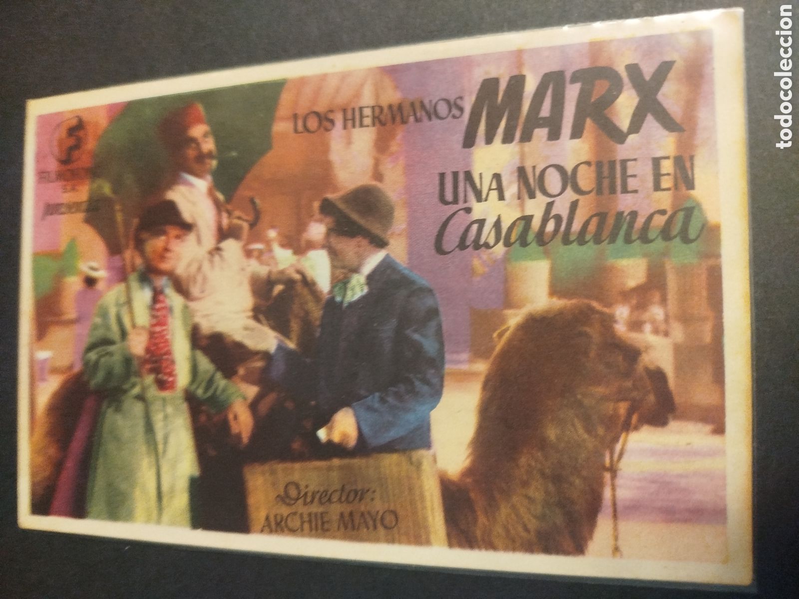 Cine: UNA NOCHE EN CASABLANCA S/PUBLICIDAD
