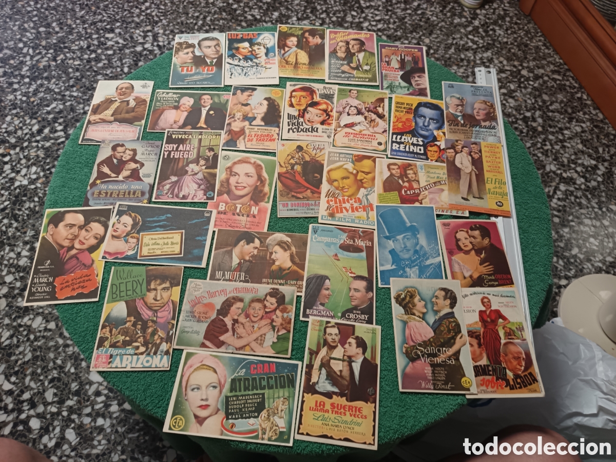 Cine: 38/ LOTE X 30 PROGRAMAS DE CINE SENCILLOS CON PUBLICIDAD ,A&Ntilde;OS 40
