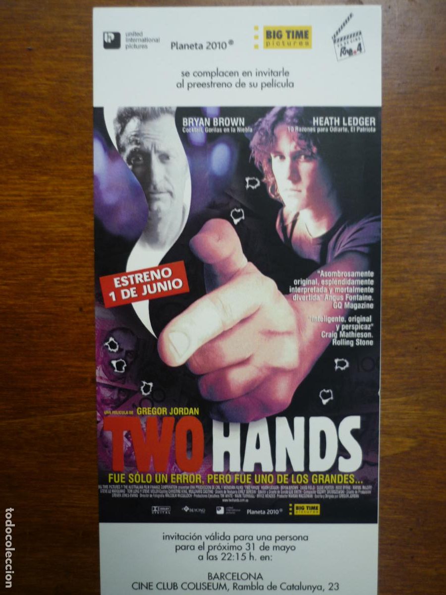 Cine: two hands - folleto mano invitacion preestreno - heath ledger bryan brown