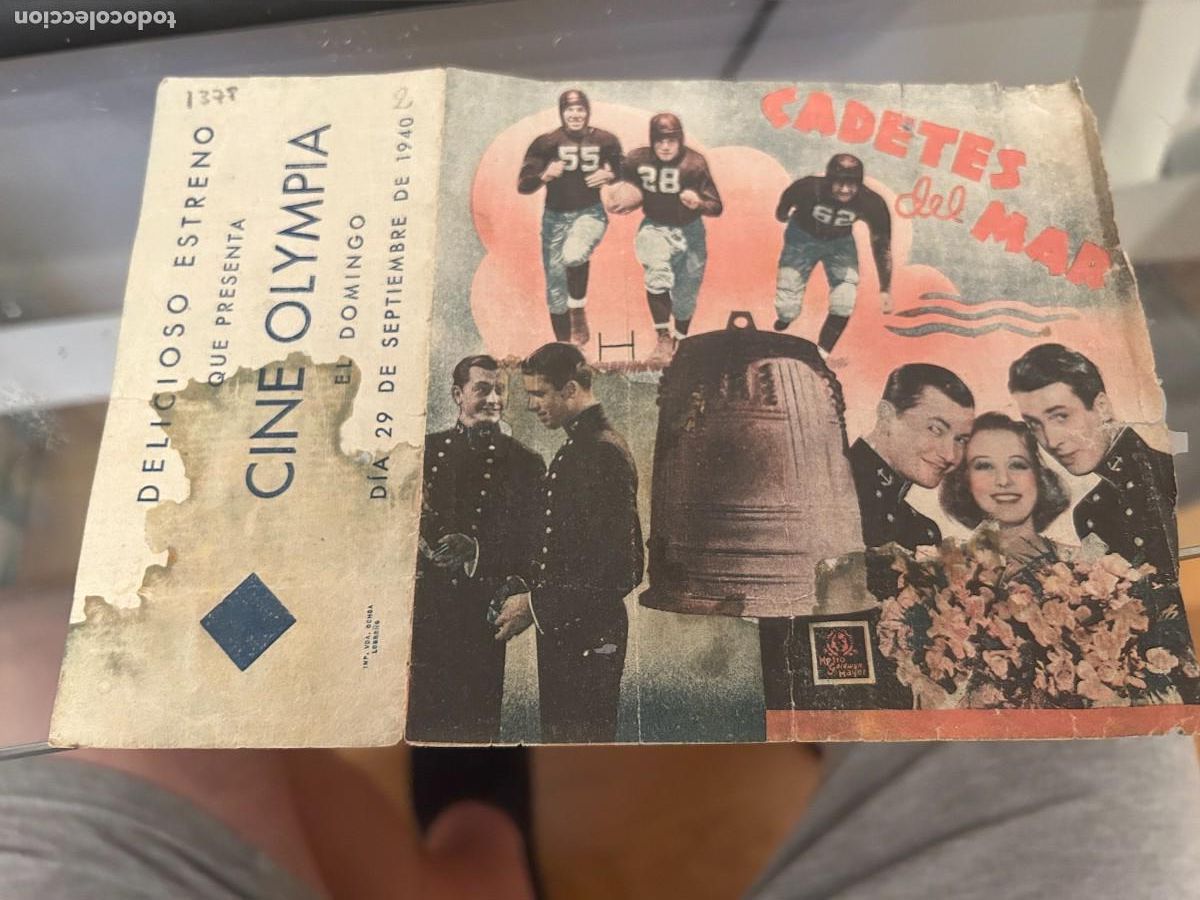 Cine: 1378 cadetes de mar estreno cine olympia logro&ntilde;o con publicidad como se ve color verde azulado