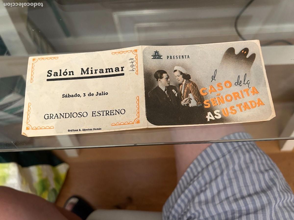  Foglietti di film di film antichi di cinema: 1764 EL CASO DE LA SE&Ntilde;ORITA ASUSTADA SALON MIRAMAR SAN SEBASTIAN CON PUBLICIDAD BUEN ESTADO