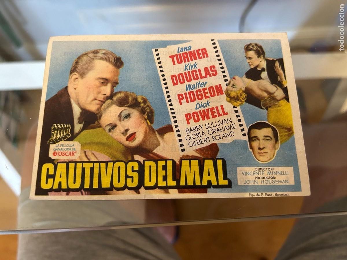 Cine: 1812 cautivos del mal malaga cinema malaga con publicidad buen estado