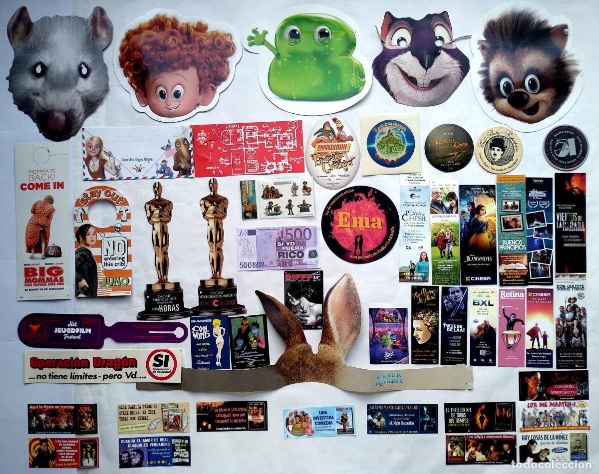 Cine: 50 PROGRAMAS DE CINE VARIADOS. LOTE N&ordm; 14. CARETAS, PEGATINAS, MARCAP&Aacute;GINAS, POSAVASOS, ETC..