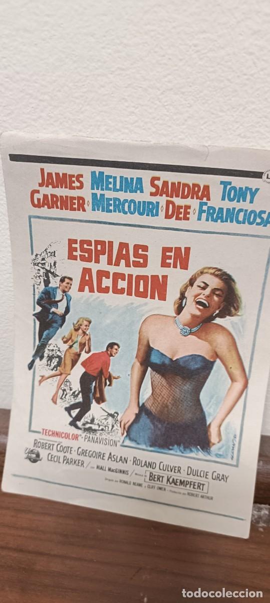 Folhetos de m&atilde;o de filmes antigos de cinema: Espias en acci&oacute;n.Folleto de mano
