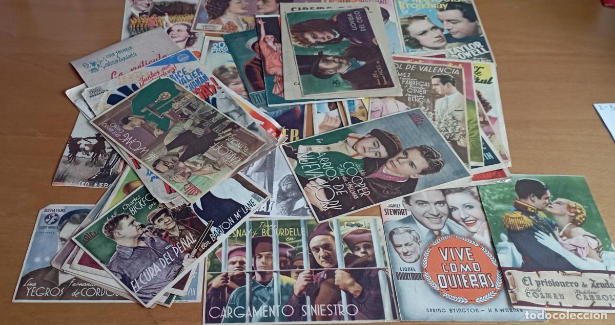 Kino: Lote de 38 folletos de mano o programas de mano de cine
