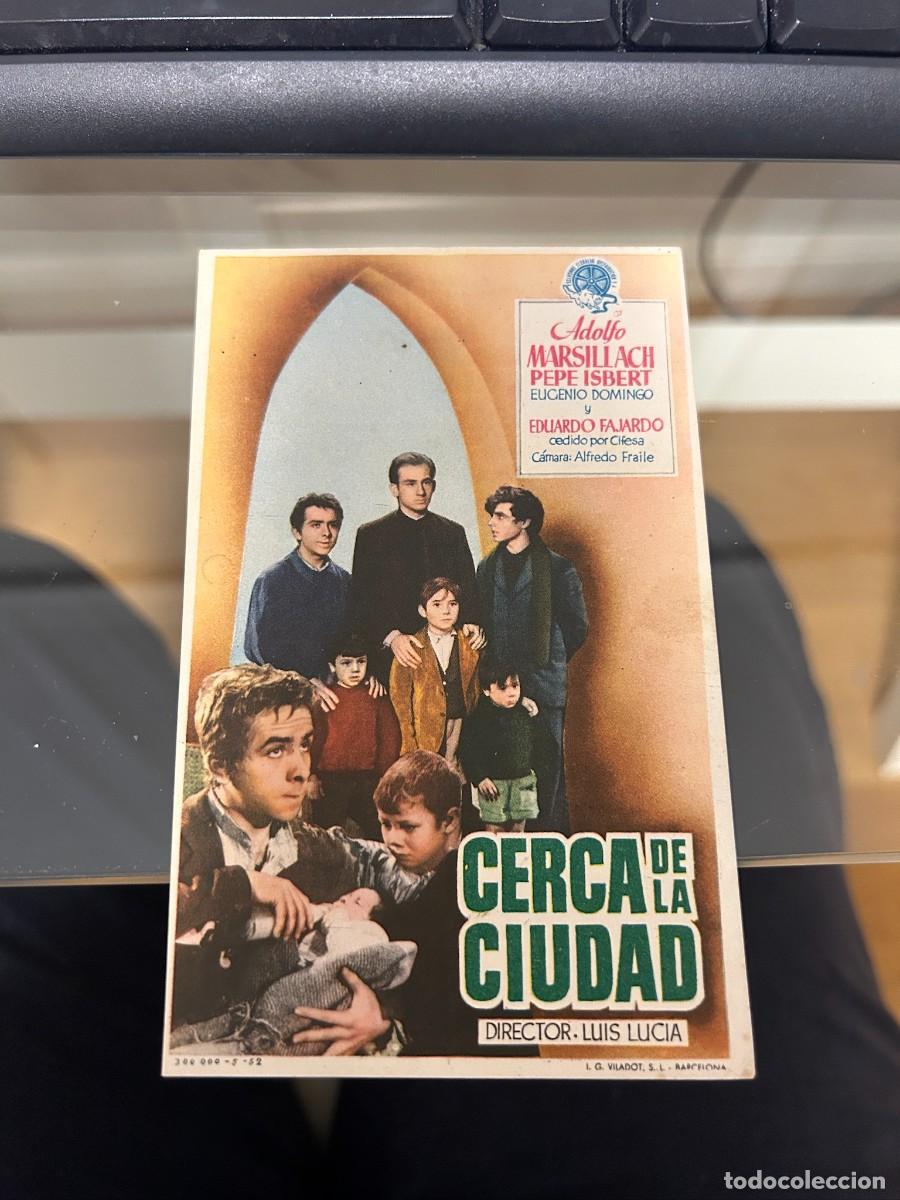 Cine: &ordm;1760 CERCA DE LA CIUDAD SIN PUBLICIDAD BUEN ESTADO