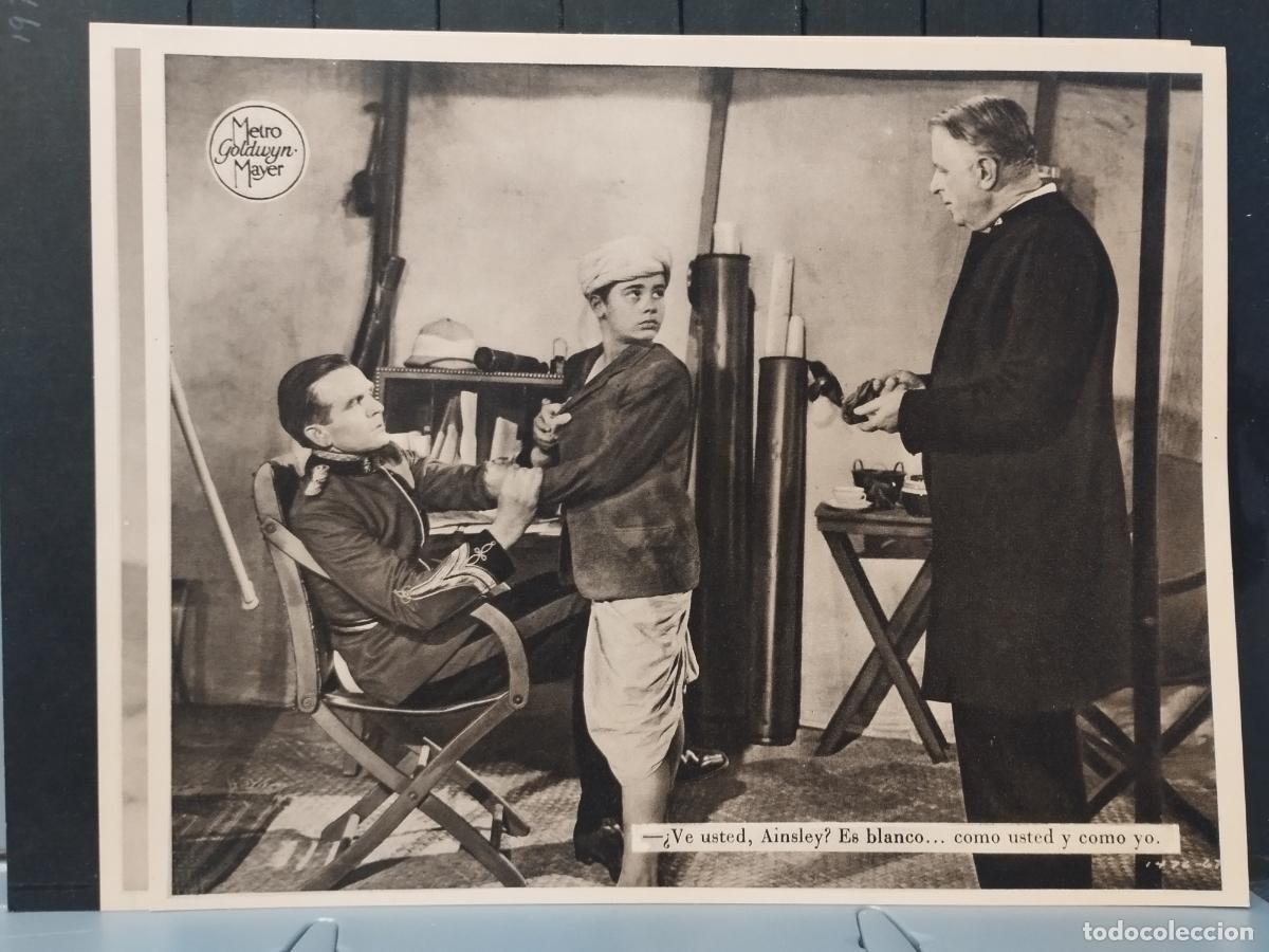 Cin&eacute;ma: FOTO-FILM. TAMA&Ntilde;O 19X24 CM. KIM DE LA INDIA. ESCENA DE LA PELICULA.