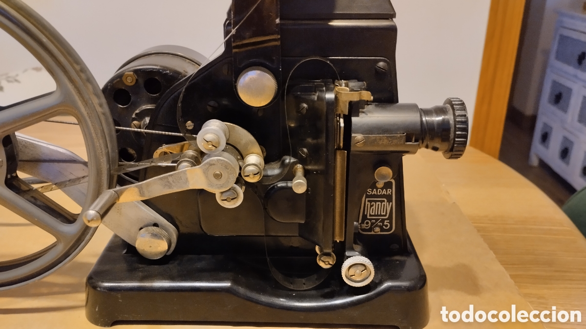 Cine: Proyector 9,5mm impecable - Foto 2