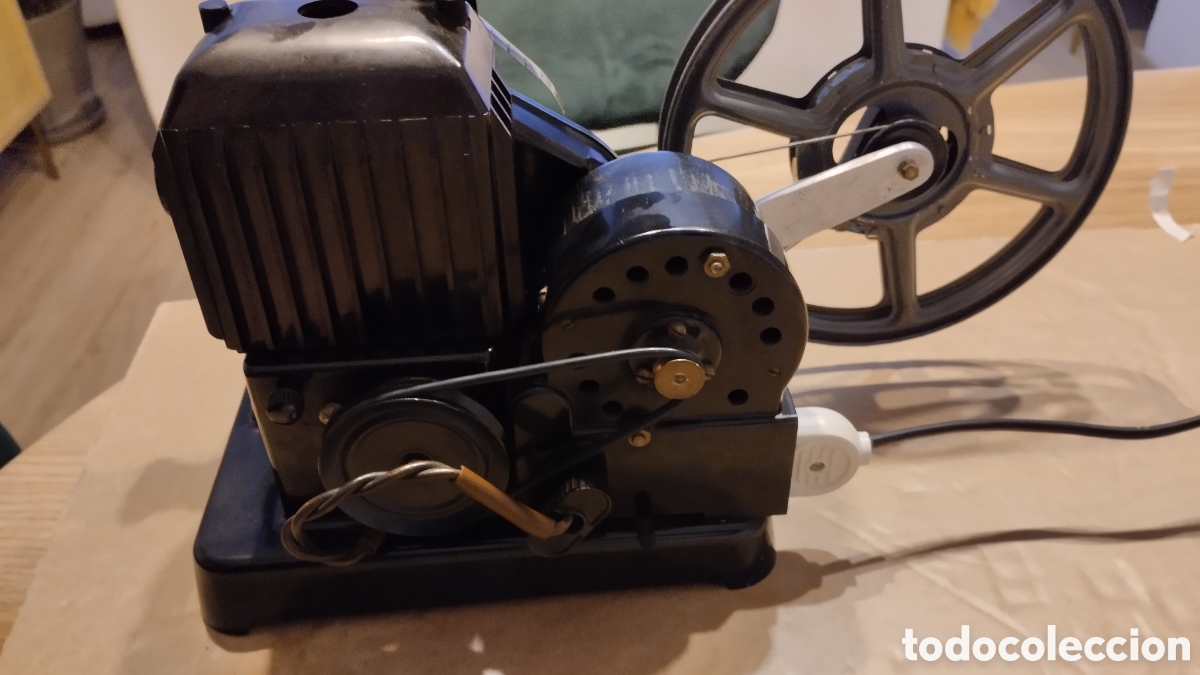 Cine: Proyector 9,5mm impecable - Foto 3