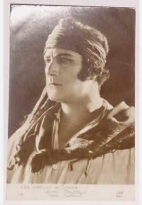 Kino: Foto Postal Jean Angelo