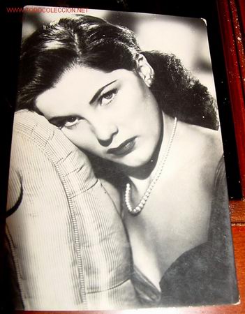 Cin&eacute;ma: ANTIGUA FOTO POSTAL DE DEBRA PAGET EN LA PELICULA ODIO ENTRE HERMANOS