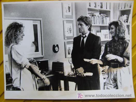 Cine: FOTOGRAFIA ORIGINAL DE LA PELICULA ATRACCION FATAL CON Michael Douglas Glenn Close  Anne Archer