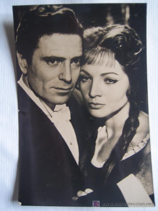Cine: Sara Montiel - Raf Vallone - La Violetera postal original
