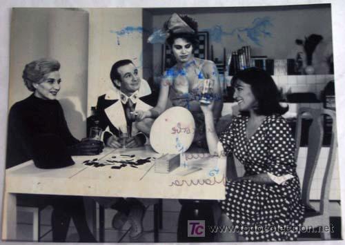 Cine: Foto original La Reina An&oacute;nima 1992 Carmen Maura Marisa Paredes Juanjo Puigcorb&eacute; de Gonzalo Su&aacute;rez