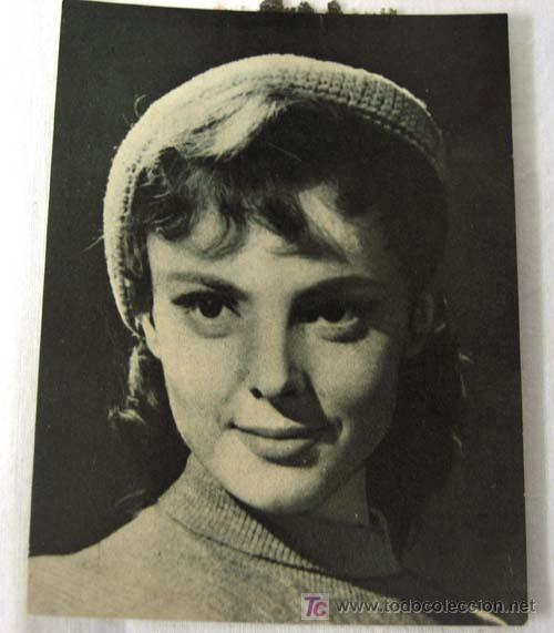 Cine: Tarjeta postal de la actriz Christine Carere