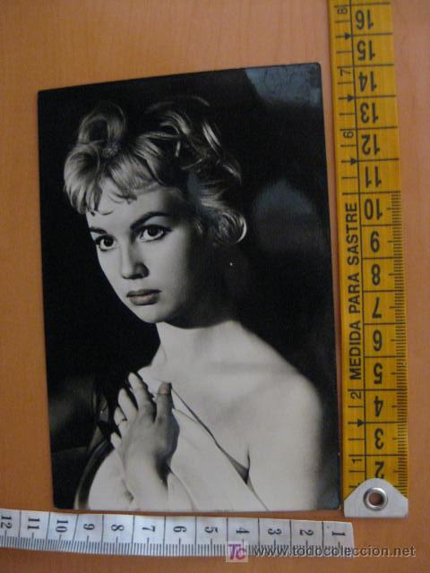 Kino: POSTAL  MYLENE DEMONGEOT