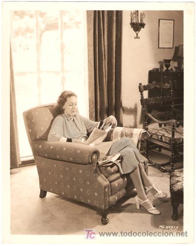 Cin&eacute;ma: F28351D KAREN MORLEY EN SU CASA FOTO ORIGINAL B/N AMERICANA