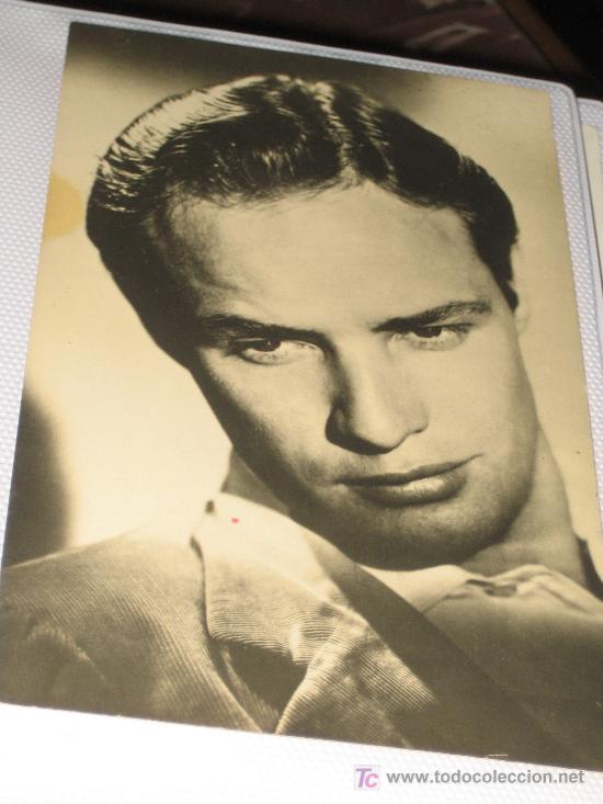 Cine: MARLON BRANDO  - ANTIGUA POSTAL DE LOS A&Ntilde;OS 50-60 -