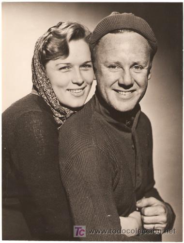 Kino: FCJ 0975 VAN JOHNSON DENISE DARCEL FUEGO EN LA NIEVE FOTO ORIGINAL B/N ESPA&Ntilde;OLA