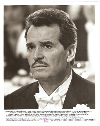 Kino: FCJ 1024 JAMES GARNER VICTOR O VICTORIA FOTO ORIGINAL B/N AMERICANA