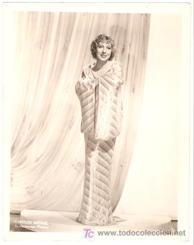 Kino: FCJ 12162D GERTRUDE MICHAEL FOTO ORIGINAL B/N AMERICANA