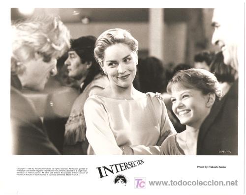 Cinema: FCJ 1404 SHARON STONE ENTRE DOS MUJERES FOTO ORIGINAL B/N AMERICANA