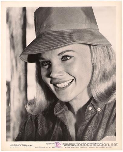 Cin&eacute;ma: FCJ 12200D CARROLL BAKER EL AVENTURERO DE KENYA FOTO ORIGINAL B/N AMERICANA