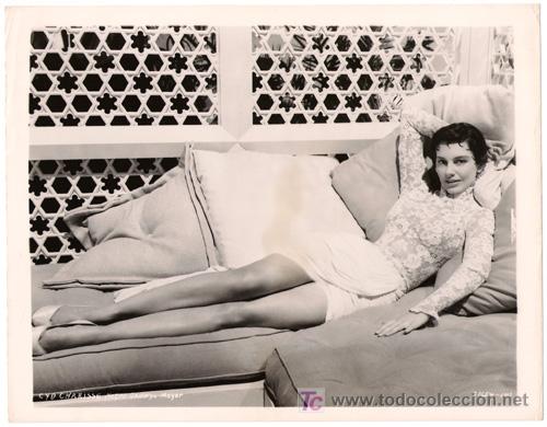 Cin&eacute;ma: FCJ 12205D CYD CHARISSE FOTO ORIGINAL B/N AMERICANA