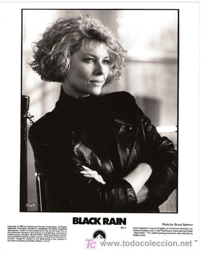 Cinema: FCJ 1611 KATE CAPSHAW BLACK RAIN FOTO ORIGINAL B/N AMERICANA