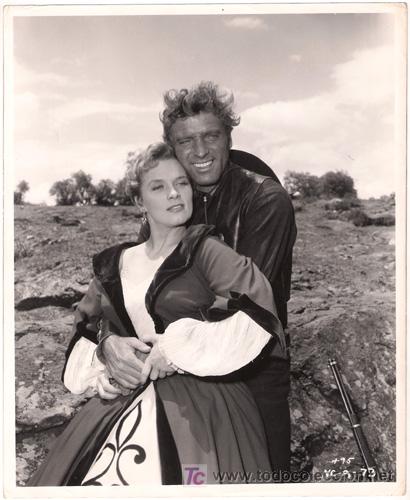 Cine: FCJ 12021D BURT LANCASTER DENISE DARCEL VERA CRUZ FOTO ORIGINAL B/N AMERICANA