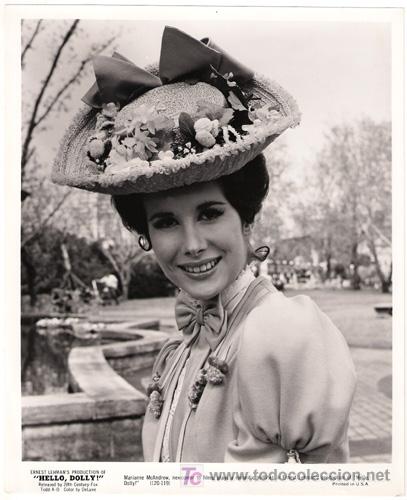 Cin&eacute;ma: FCJ 2833 MARIANNE MCANDREW HELLO DOLLY FOTO B/N ORIGINAL AMERICANA