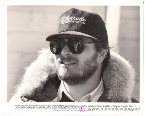 Cin&eacute;ma: FCJ 3097 LAWRENCE KASDAN SILVERADO DIRECTOR FOTO B/N ORIGINAL AMERICANA