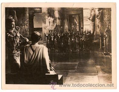 Cine: 6420- FOTOGRAF&Iacute;A DEL FILM CESAR Y CLEOPATRA- ART&Iacute;CULO DE PUBLICACI&Oacute;N CHAMARTIN S.A. MADRID