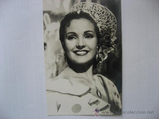 Cine: POSTAL FOTOGRAFICA DE CARMEN SEVILLA.