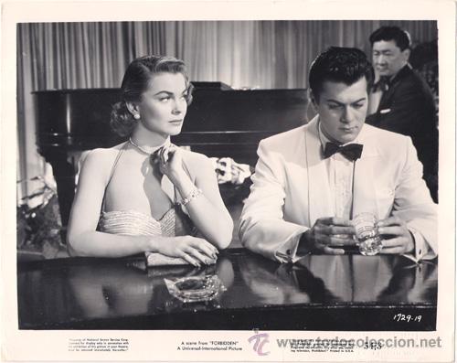 Kino: FCJ 13247D TONY CURTIS JOANNE DRU FORBIDDEN FOTO B/N ORIGINAL AMERICANA