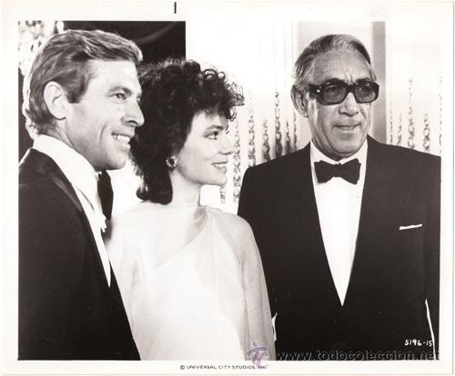 Cin&eacute;ma: FCJ 6108 JACQUELINE BISSET ANTHONY QUINN JAMES FRANCISCUS GRIEGO DE ORO FOTO B/N ORIGINAL AMERICANA
