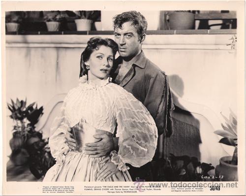 Kino: FCJ 13490D RHONDA FLEMING JOHN PAYNE THE EAGLE AND THE HAWK FOTO B/N ORIGINAL AMERICANA