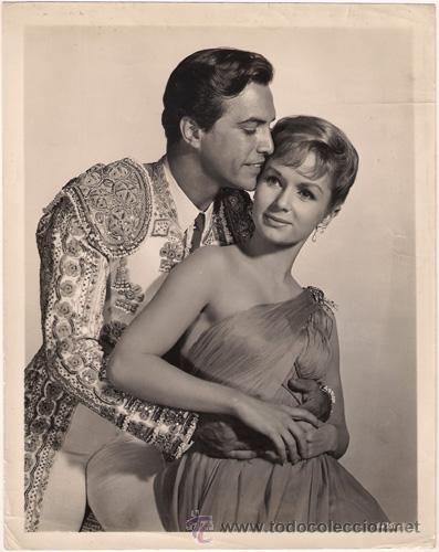 Cinema: FCJ 12494D DEBBIE REYNOLDS GUSTAVO ROJO EMPEZO CON UN BESO FOTO B/N ORIGINAL AMERICANA
