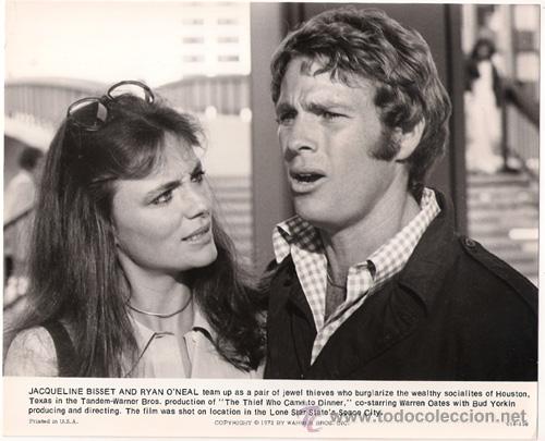 Kino: FCJ 6847 JACQUELINE BISSET RYAN O'NEAL EL LADRON QUE VINO A CENAR FOTO B/N ORIGINAL AMERICANA