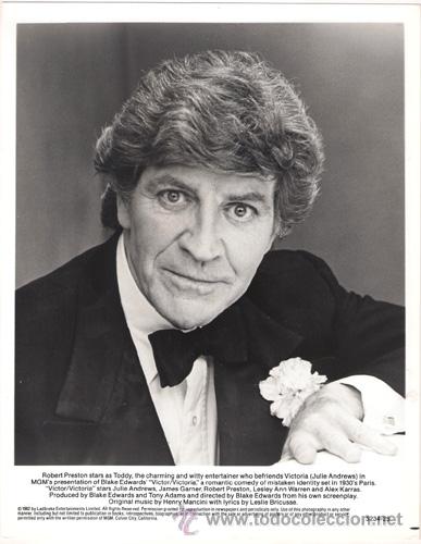 Kino: FCJ 7452 ROBERT PRESTON VICTOR O VICTORIA FOTO B/N ORIGINAL AMERICANA