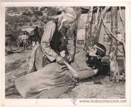 Kino: FCJ 14094D JEAN PETERS APACHE INDIOS FOTO B/N ORIGINAL AMERICANA