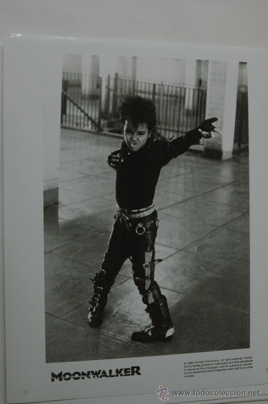 Cine: moonwalker - foto original en b/n 20 x 25 cm - michael jackson