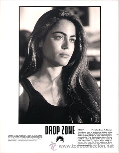 Cin&eacute;ma: FCJ 7977 YANCY BUTLER SALTO AL PELIGRO FOTO B/N ORIGINAL AMERICANA