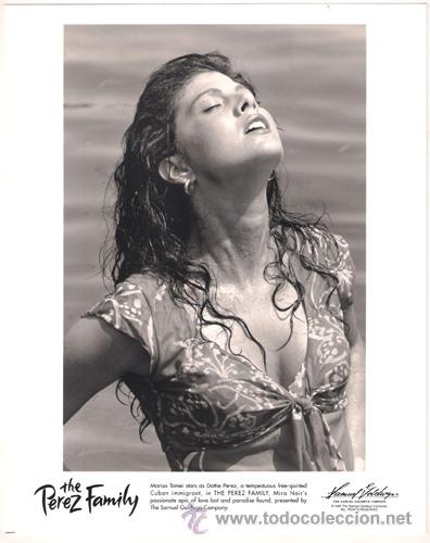 Cine: FCJ 7995 MARISA TOMEI CUANDO SALI DE CUBA FOTO B/N ORIGINAL AMERICANA
